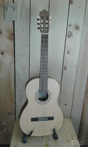 tête cassée guitare