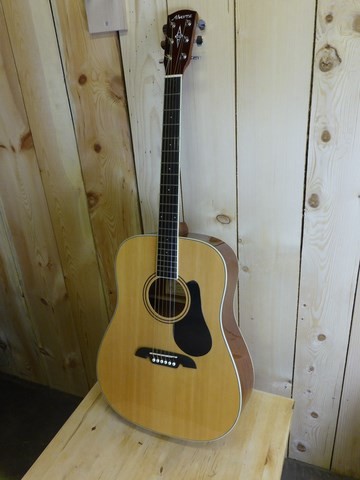 Guitare Alvarez RD26